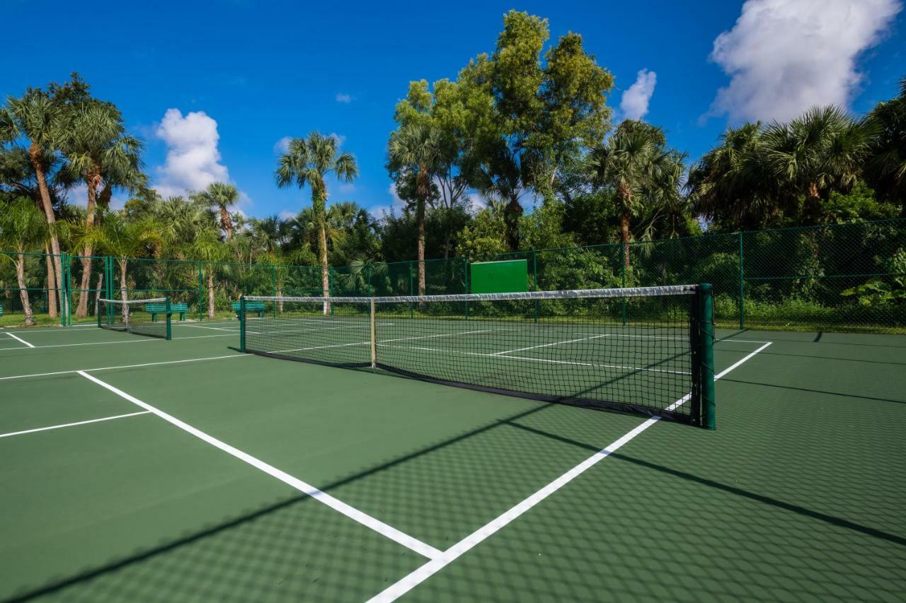 Naples Rv Resort Naples Manor Buitenkant foto